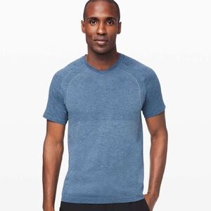 Lululemon Metal Vent Tech Short Sleeve V 2.0 Men's Tshirt